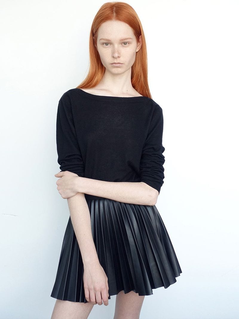 Grace Simmons — photo 1