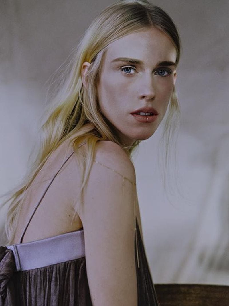Mary Charteris — photo 4