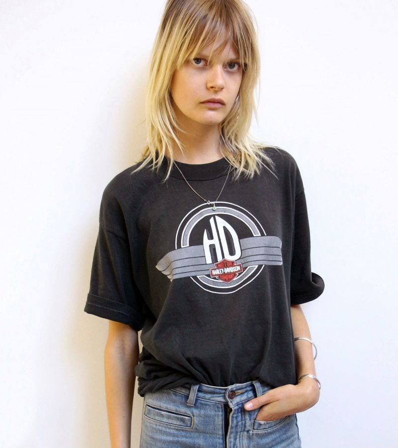 Caroline Schurch — photo 1