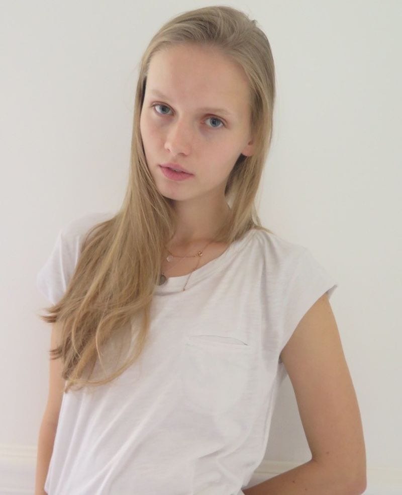 Lenka Hanakova — photo 1