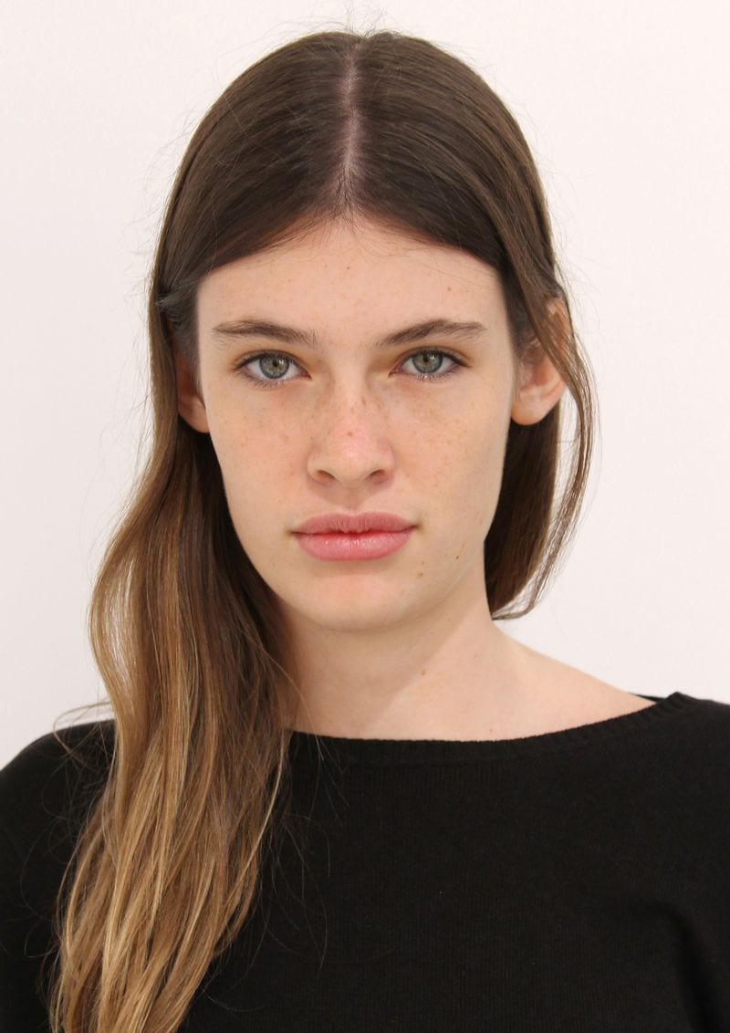 Mia Quinn — photo 1