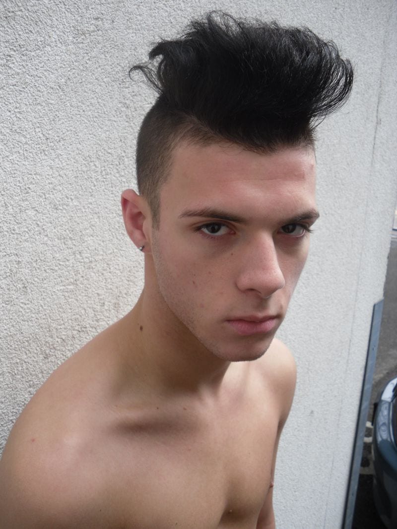 Aaron Frew — photo 3