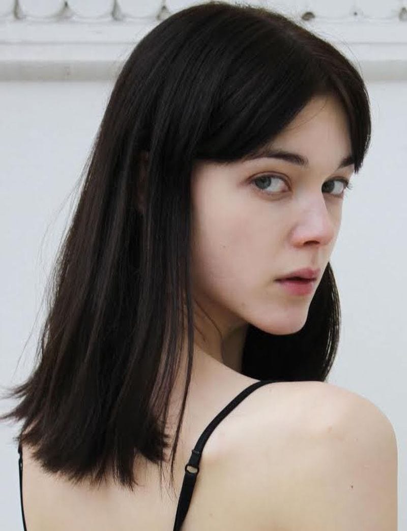 Laurence Van de Perre — photo 1