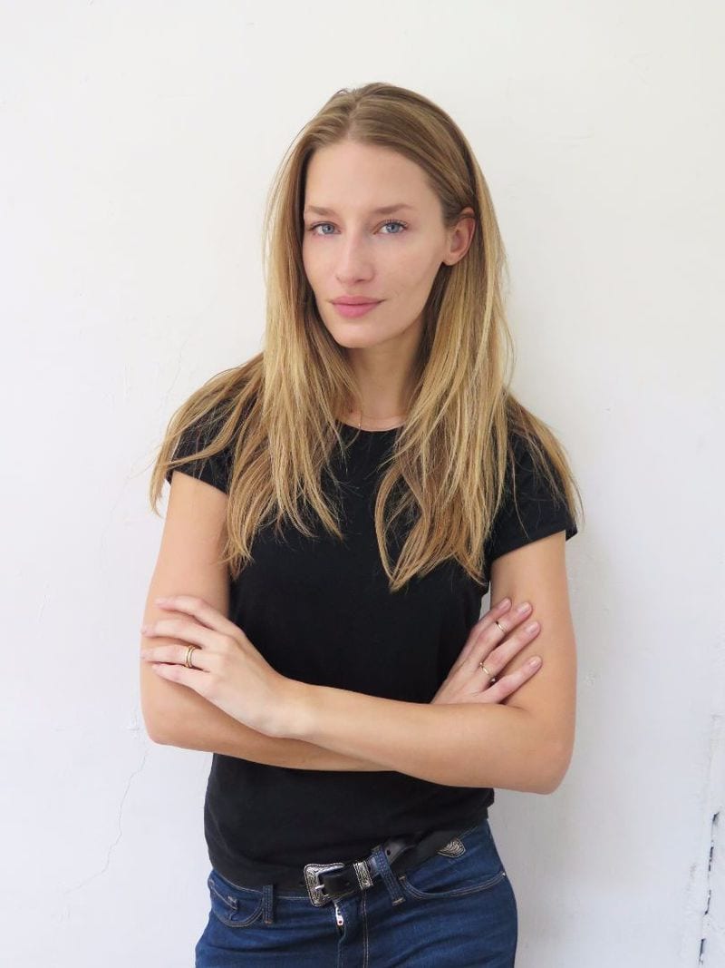 Linda Vojtova — photo 1
