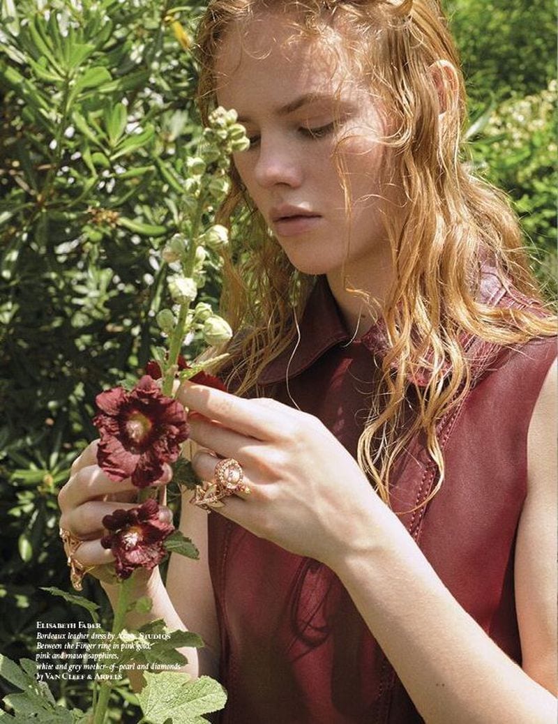 Elisabeth Faber — photo 8