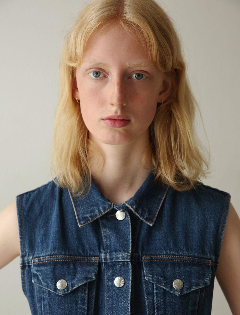 Laura Hagested — photo 1