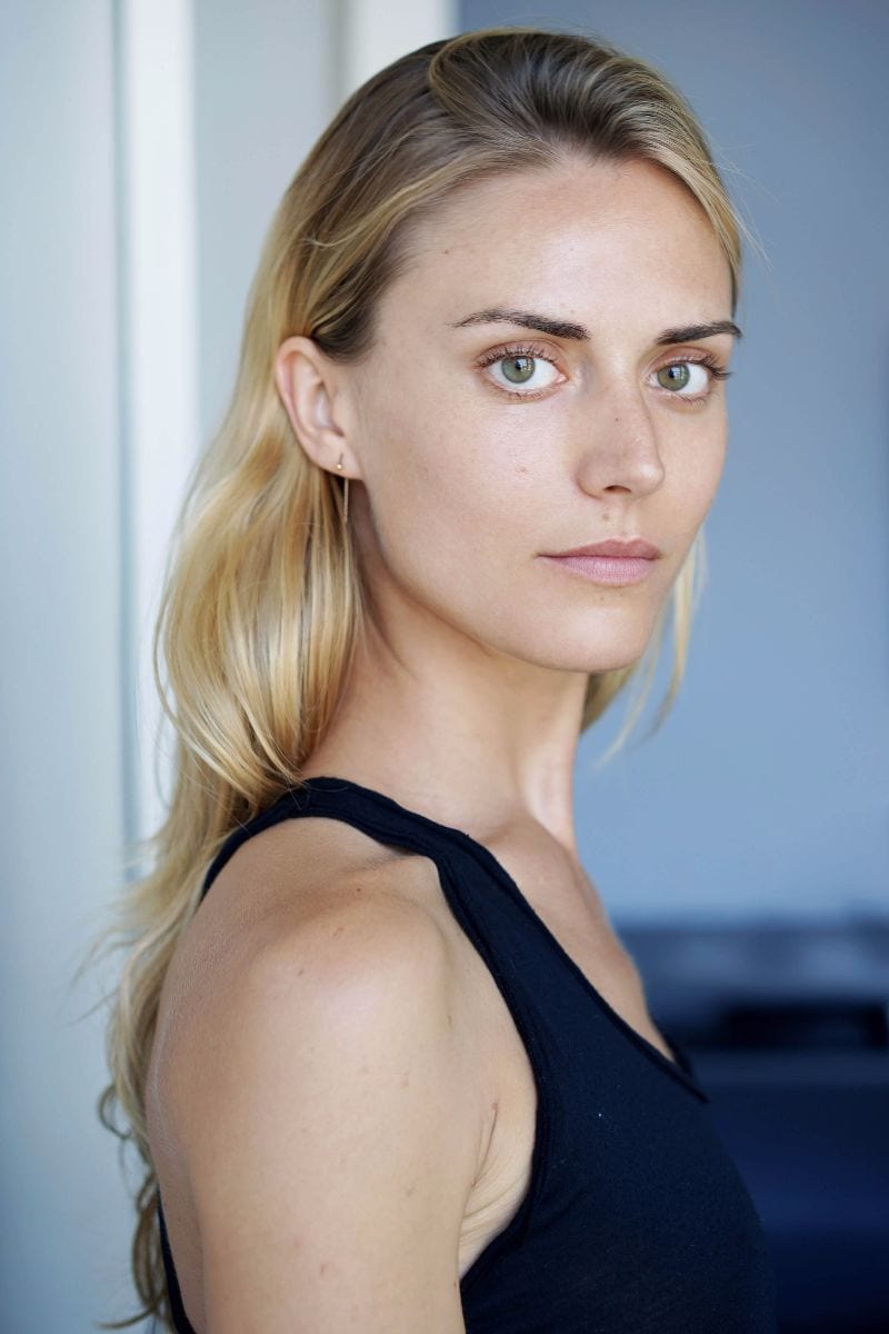 Yana Karpova — photo 1