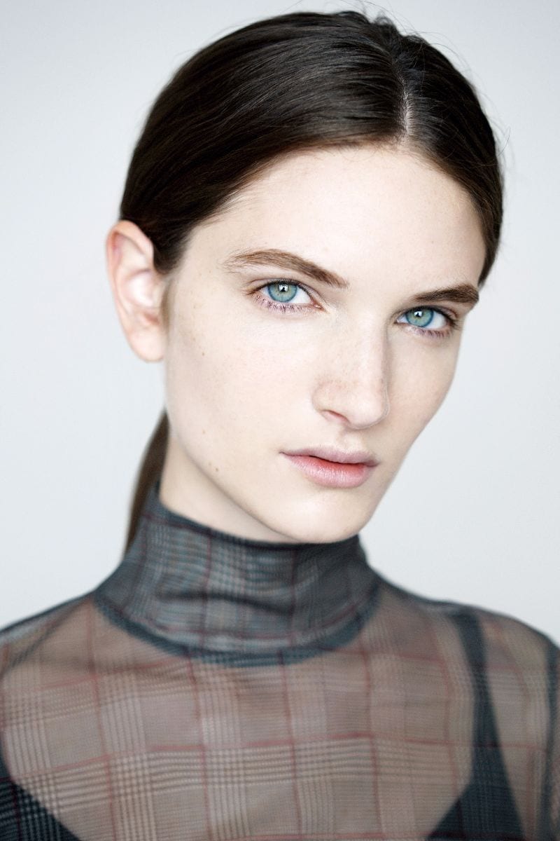 Carly Moore — photo 1