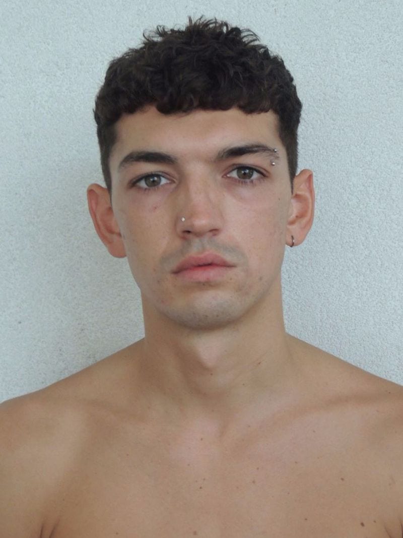 Archie Henderson — photo 1