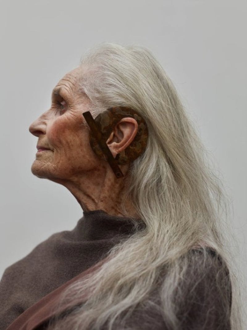 Daphne Selfe — photo 1