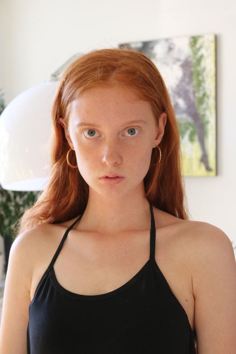 Laura Roth — photo 1