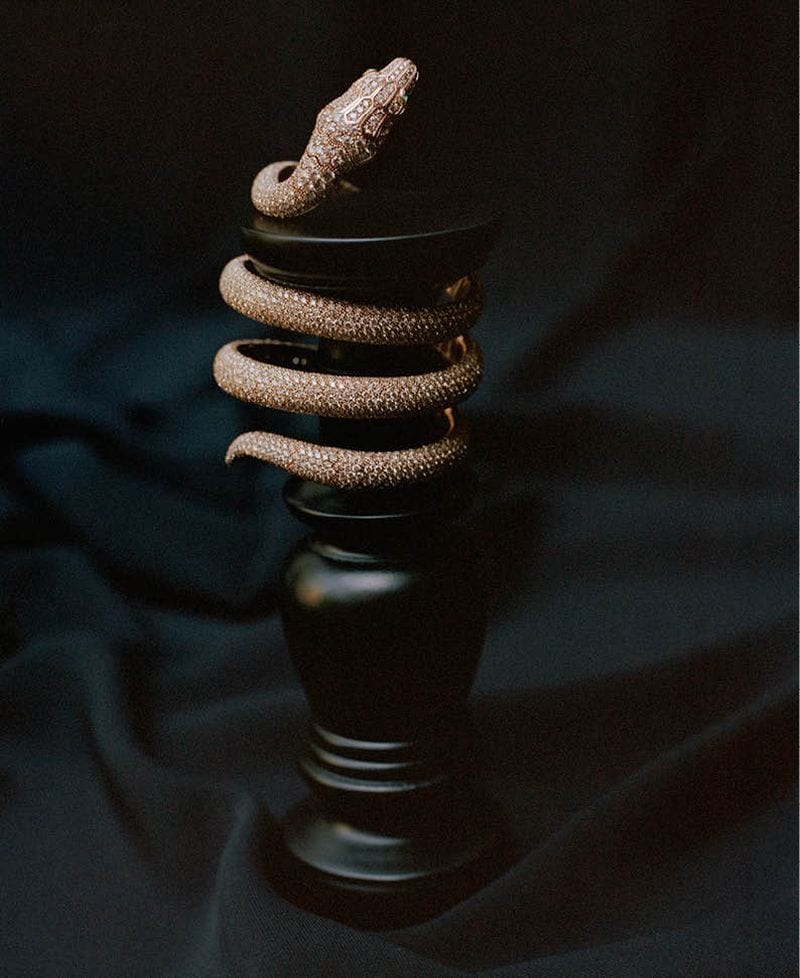 Simon Costin — portfolio 7