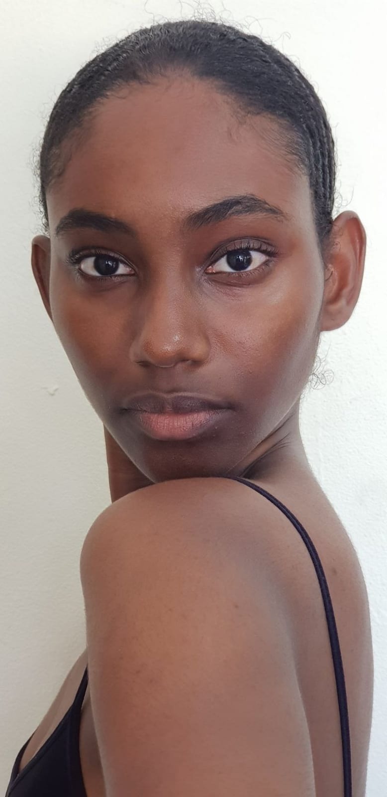 Chelsea Buggam — photo 1