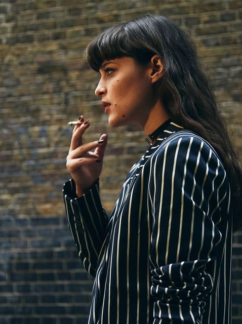 Bella Hay — L'Officiel Netherlands