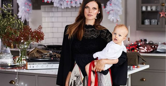 Marks & Spencer Holiday — Marks & Spencer
