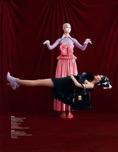 Le Petit Acrobatics — L'Officiel China