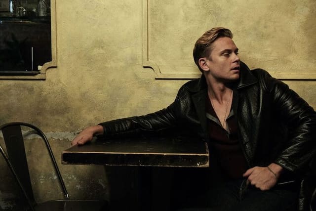 Billy Magnussen — Flaunt