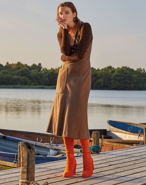 GIRL OF THE LAKE — Marie Claire Hong Kong