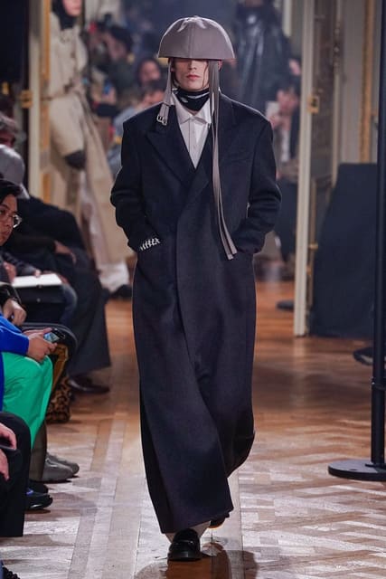 Raf Simons F/W 19 Show — Raf Simons