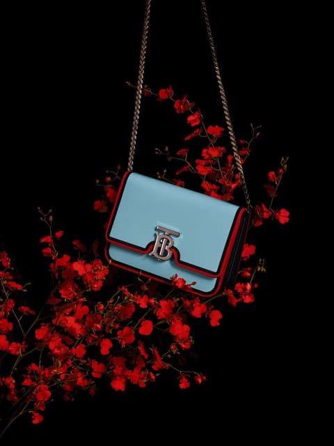 Burberry — Vogue Brasil