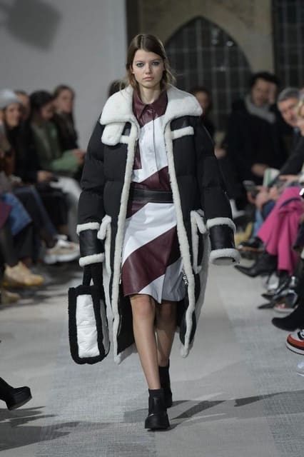 STAND F/W 19 Show — Stand