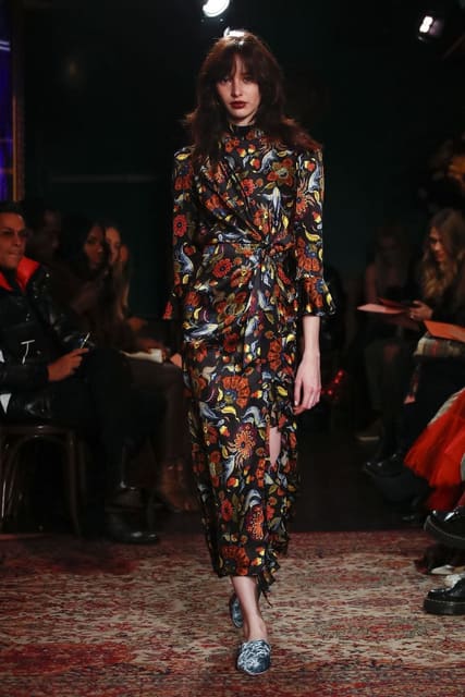 Cinq à Sept F/W 19 Show — Cinq à Sept