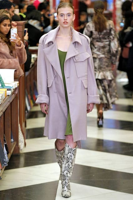 Yuna Yang F/W 19 Show — Yuna Yang
