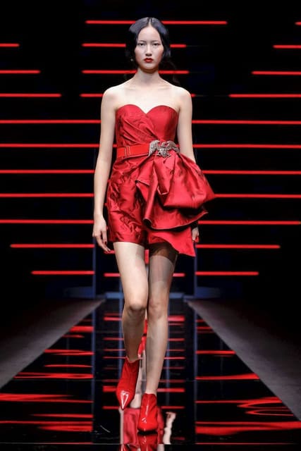 Emporio Armani F/W 19 Show — Emporio Armani