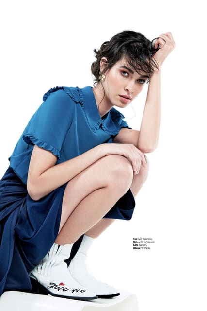 Blue Alert by Honey Gueco — Glamour Bulgaria