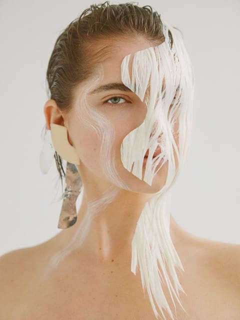 HAARNEBÜCHEN — Tush Magazine
