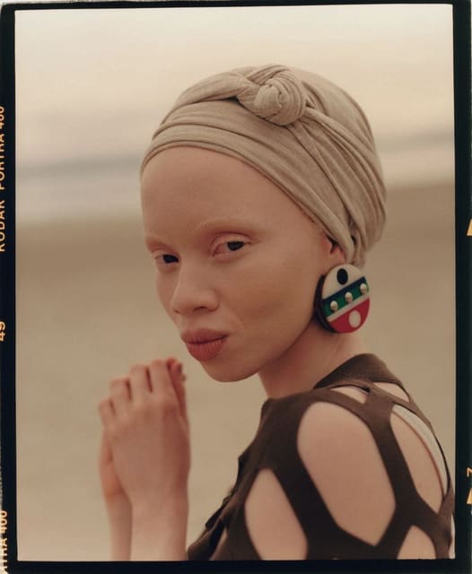 Thando Hopa — 3