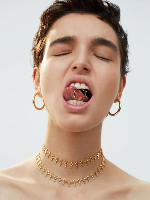 nude jewelry — Elle Russia