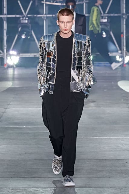 Balmain S/S 20 Men's Show — Balmain