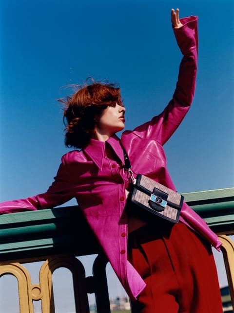 LOGOMANIA — Vogue China