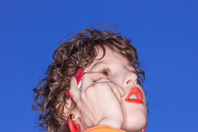 Orange — Edicola