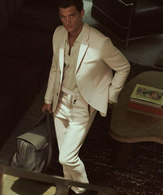 Smooth operator — Essential Homme