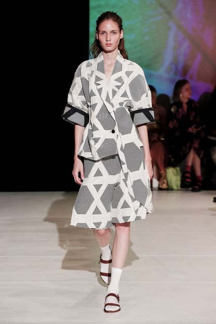 Chalayan S/S 20 Show — Chalayan