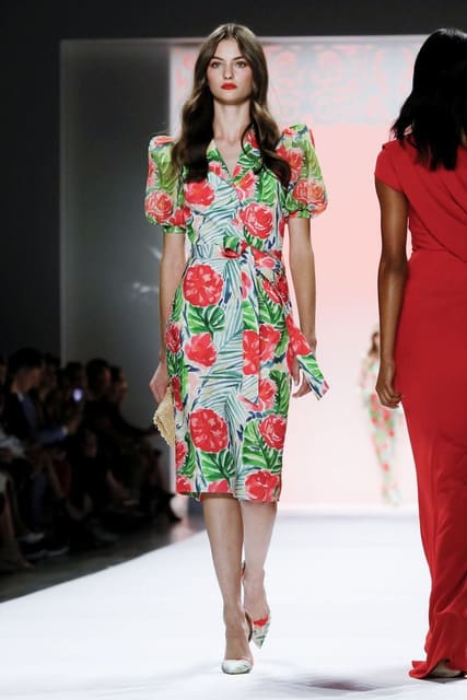 Badgley Mischka S/S 20 Show — Badgley Mischka