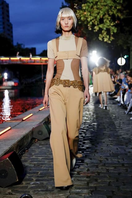 Courrèges S/S 20 Show — Courrèges