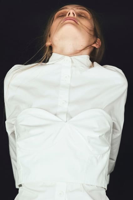 Art décolleté — Interview Germany