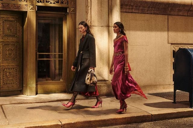 ZARA Fall Winter19 WOMAN Campaign Collec... — Zara