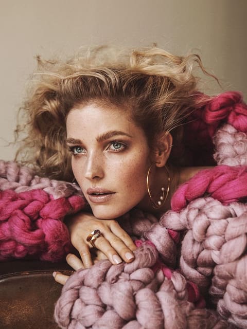 All about her — Vogue.it