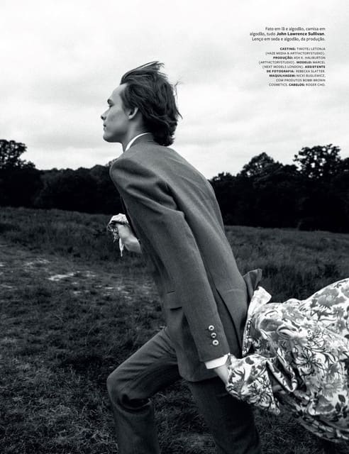 Lost in the Fields — GQ Portugal