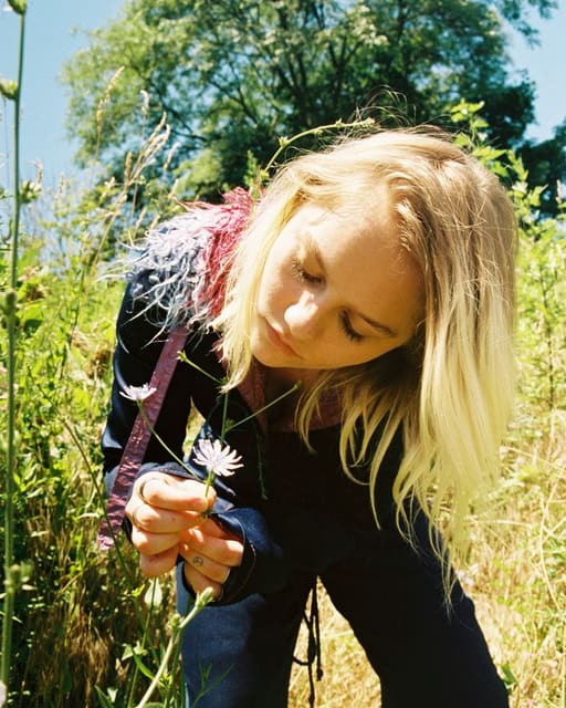 CARLIE HANSON WANTS YOU TO BE YOURSELF — The Last Magazine