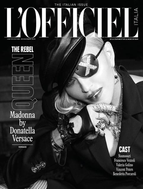 L'Officiel Italia November 2019 Cover: T... — L'Officiel Italia