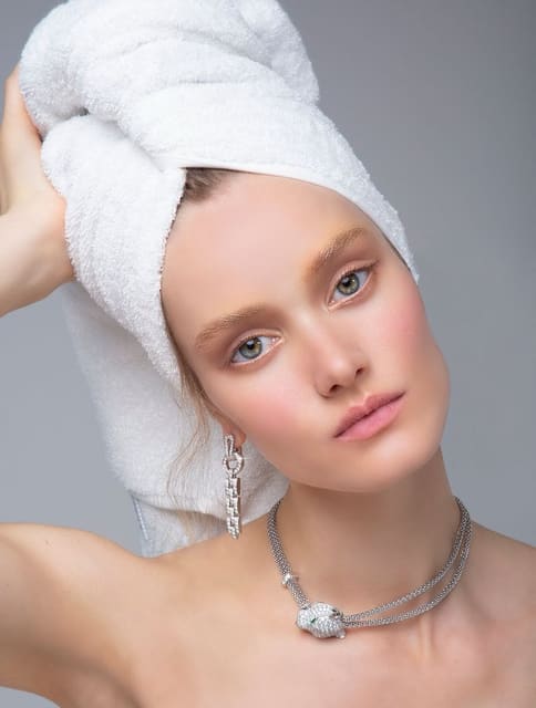 Jewelry & Beauty — L'Officiel Austria