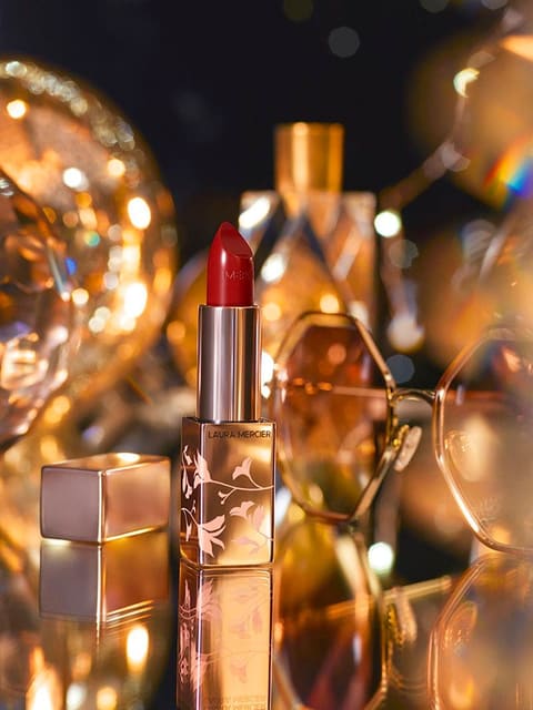 Holiday 2019 — Laura Mercier