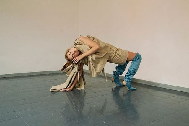 I PLAY ALONE by Martina Mammola — D'Scene Magazine
