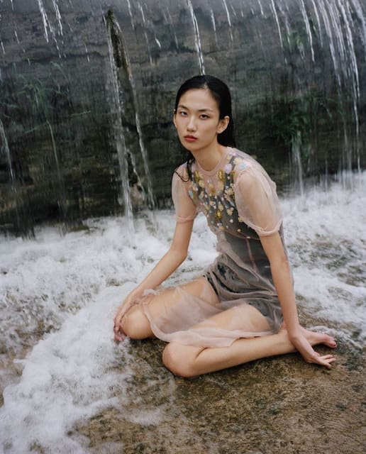 In-Between — Chic Magazine China
