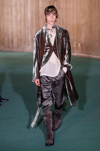 Ann Demeulemeester F/W 20 Men's Show — Ann Demeulemeester